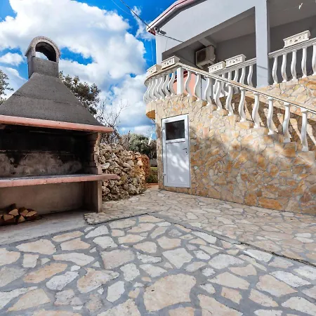 Apartmán Quaint In With Sea Nearby Vir